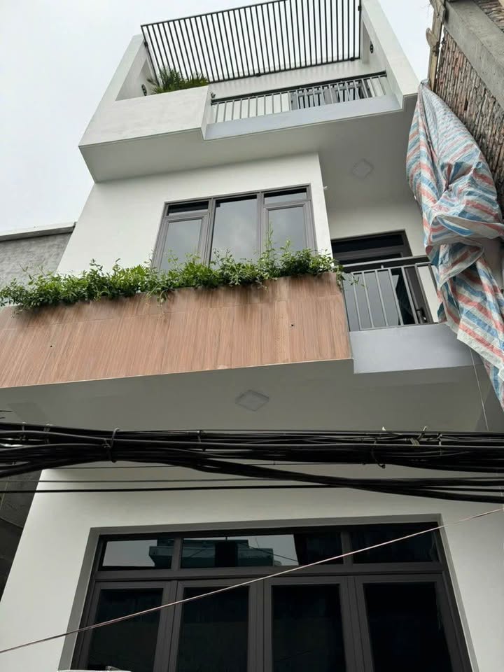  Nhà 3T – ngõ 77 Tô Hiến Thành
