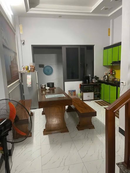 CHO THUÊ NHÀ 3 TẦNG KHU VỰC NGUYỄN BÍNH