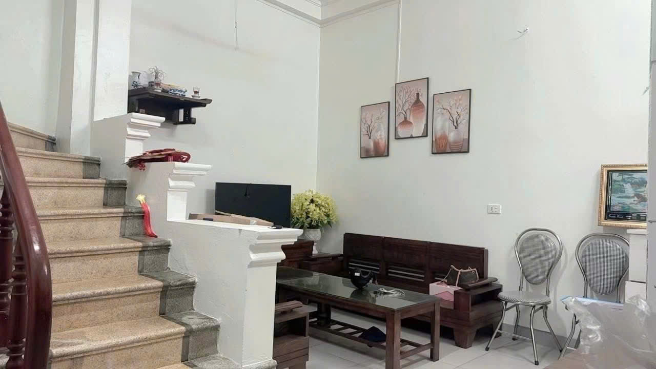 CHO THUÊ NHÀ ĐẸP GIÁ RẺ FULL ĐỒ TẠI NGÕ TRƯỜNG CHINH