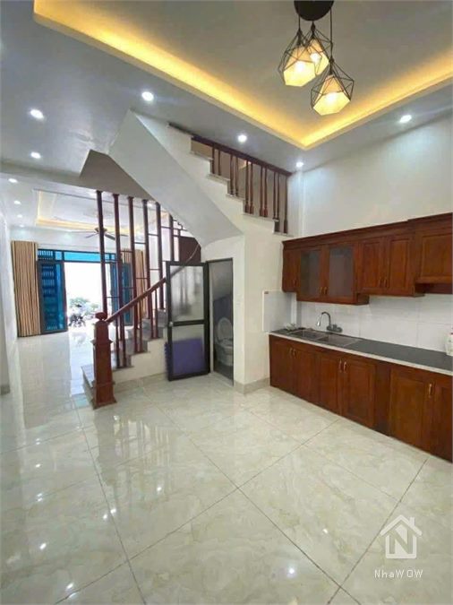 CHO THUÊ NHÀ 3 TẦNG FULL ĐỒ MỚI ĐẸP – ĐƯỜNG ĐÔNG MẠC